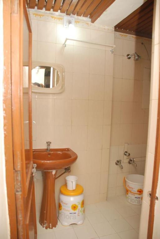 Hôtel Royal à Ahmedabad Extérieur photo