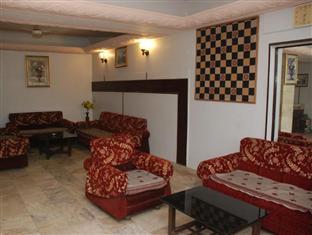 Hôtel Royal à Ahmedabad Extérieur photo